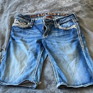 Rock revival Bermuda shorts